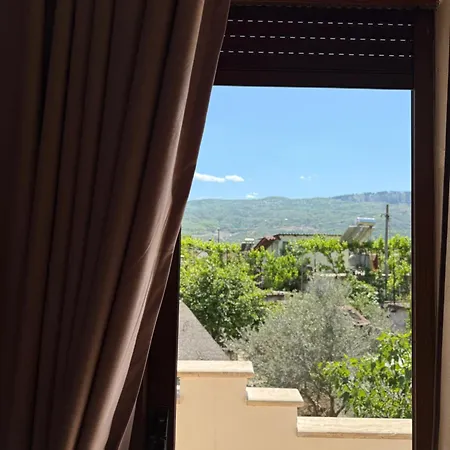 Anel'S Guesthouse Берат Екстер'єр фото